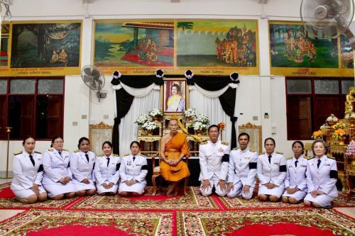 สำนักงานพัฒนาชุมชนอำเภอหนองแซง ร่วมพิธีบำเพ็ญกุศลสัตตมวาร เพื่อถวายเป็นพระราชกุศลแด่สมเด็จพระนางเจ้าสิริกิติ์ พระบรมราชินีนาถ พระบรมราชชนนี พันปีหลวง ในวาระครบ 7 วัน แห่งการสวรรคต